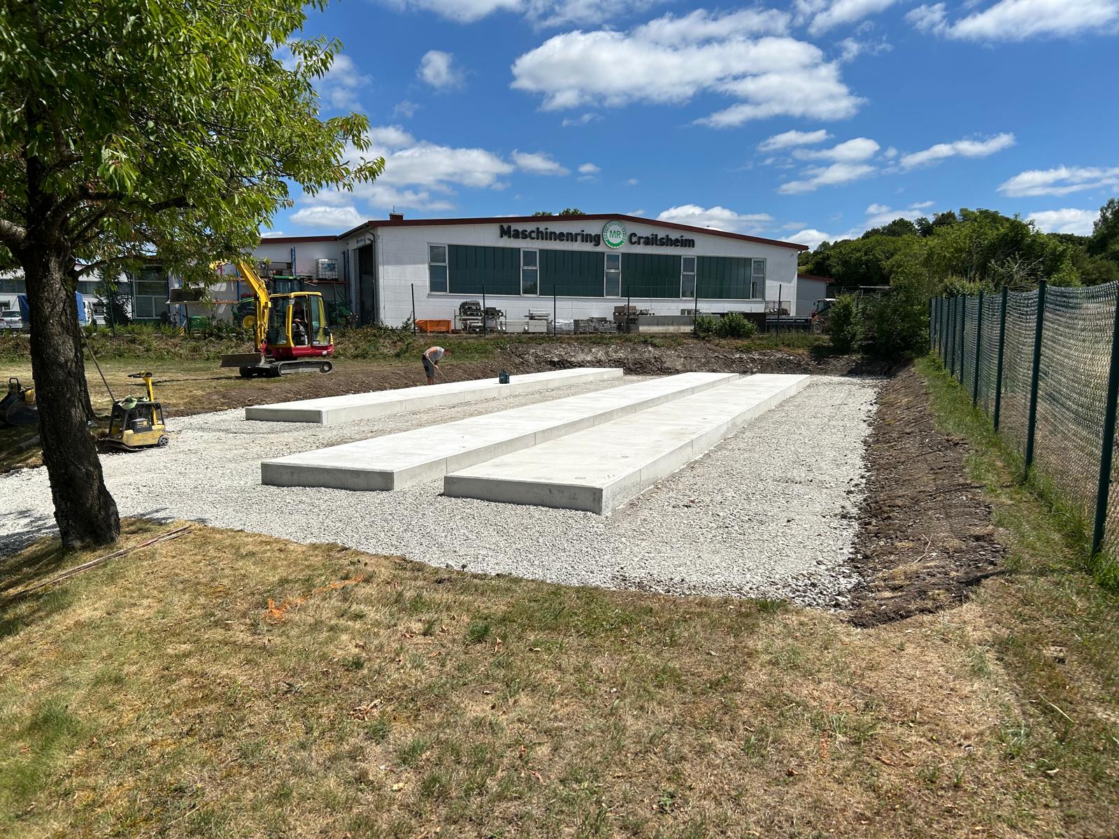 Fundamente für die Speichercontainer vor dem Maschinenring Crailsheim